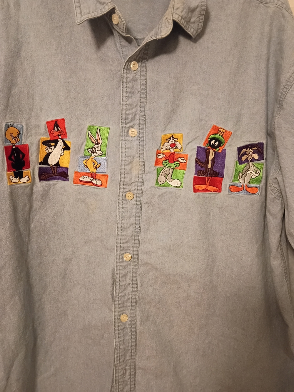 Warner Bros. Light Blue Denim Button-Down Shirt with Multicolor Cartoon Patches - Picture 4 of 9